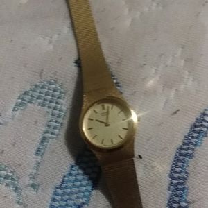 Ladys vintage Seiko gold watch